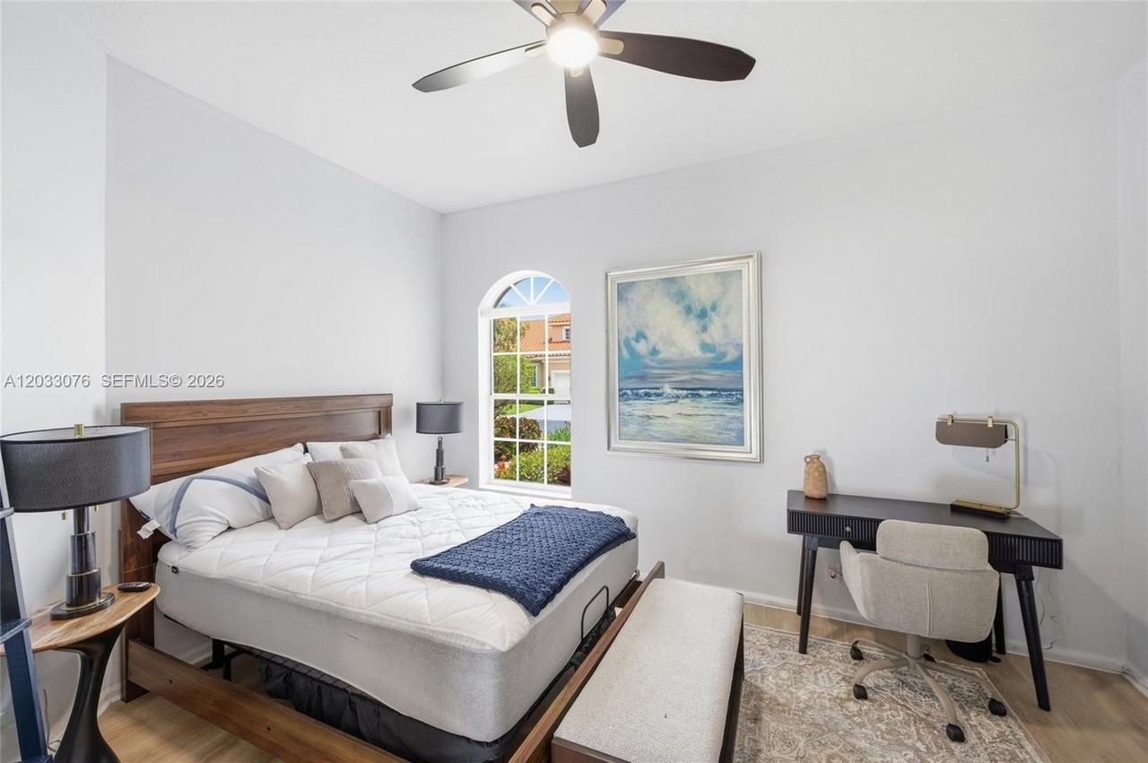 8141 Sandpiper Way - Photo 3 of 27