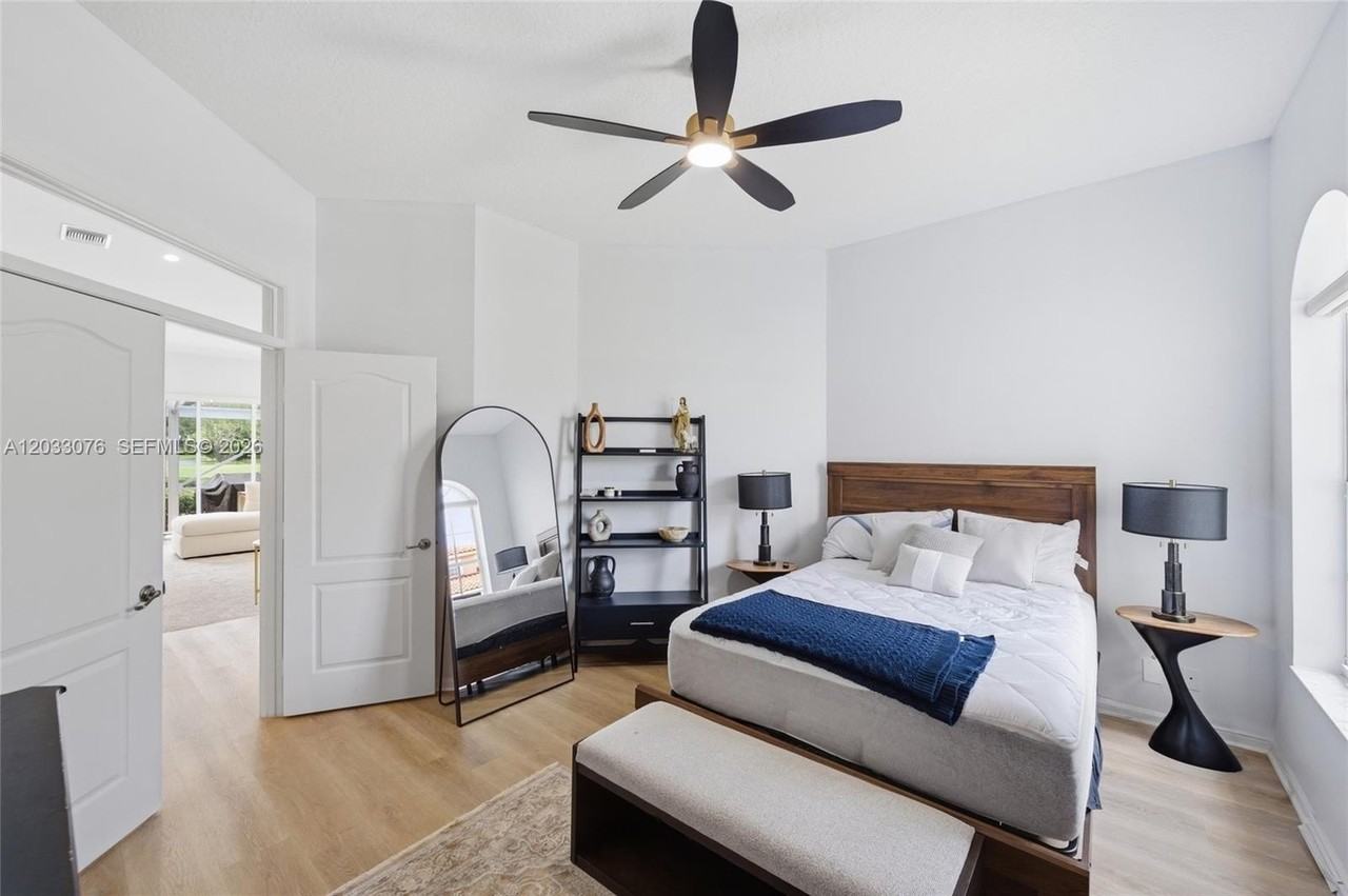 8141 Sandpiper Way - Photo 4 of 27