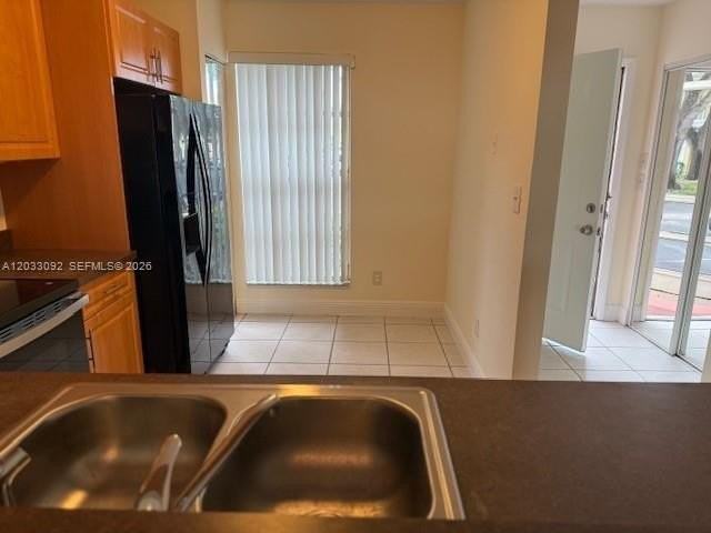 2856 Cambridge Ln #2856 - Photo 4 of 27