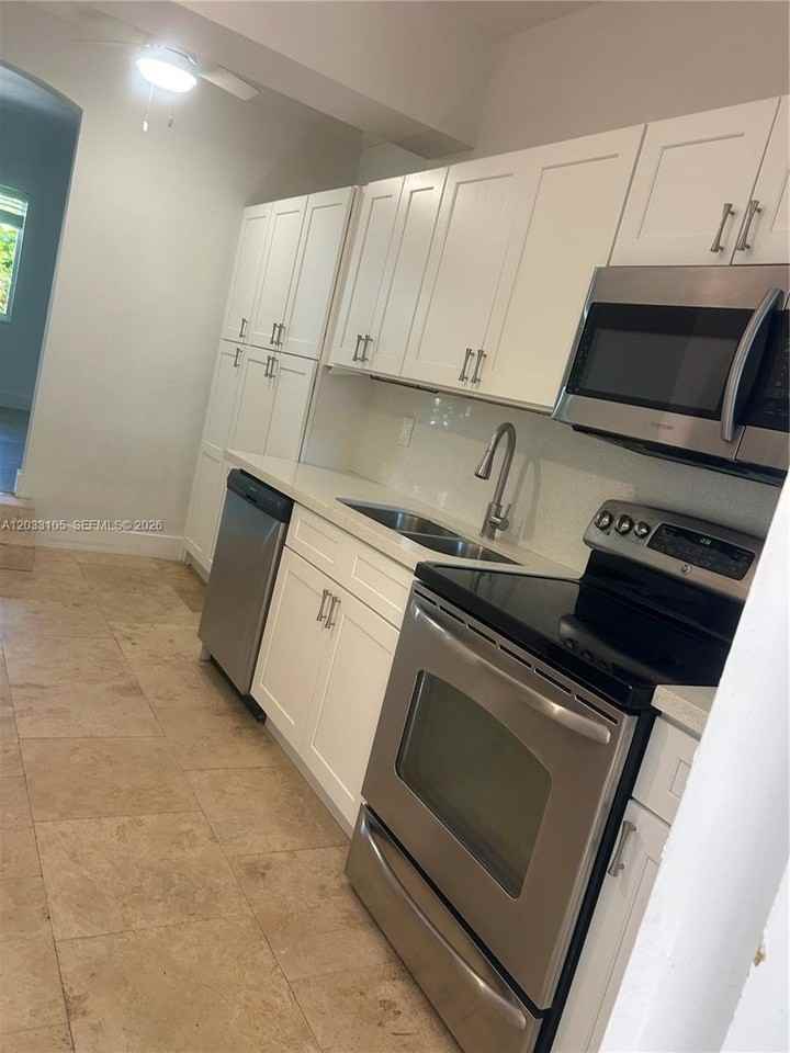 8200 Byron Ave #3 - Photo 2 of 11