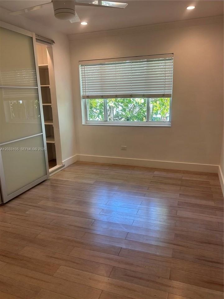8200 Byron Ave #3 - Photo 5 of 11