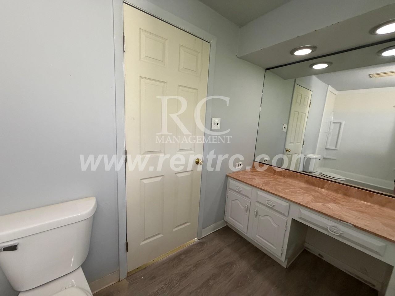 303 W 12th St #W - Photo 5 of 17