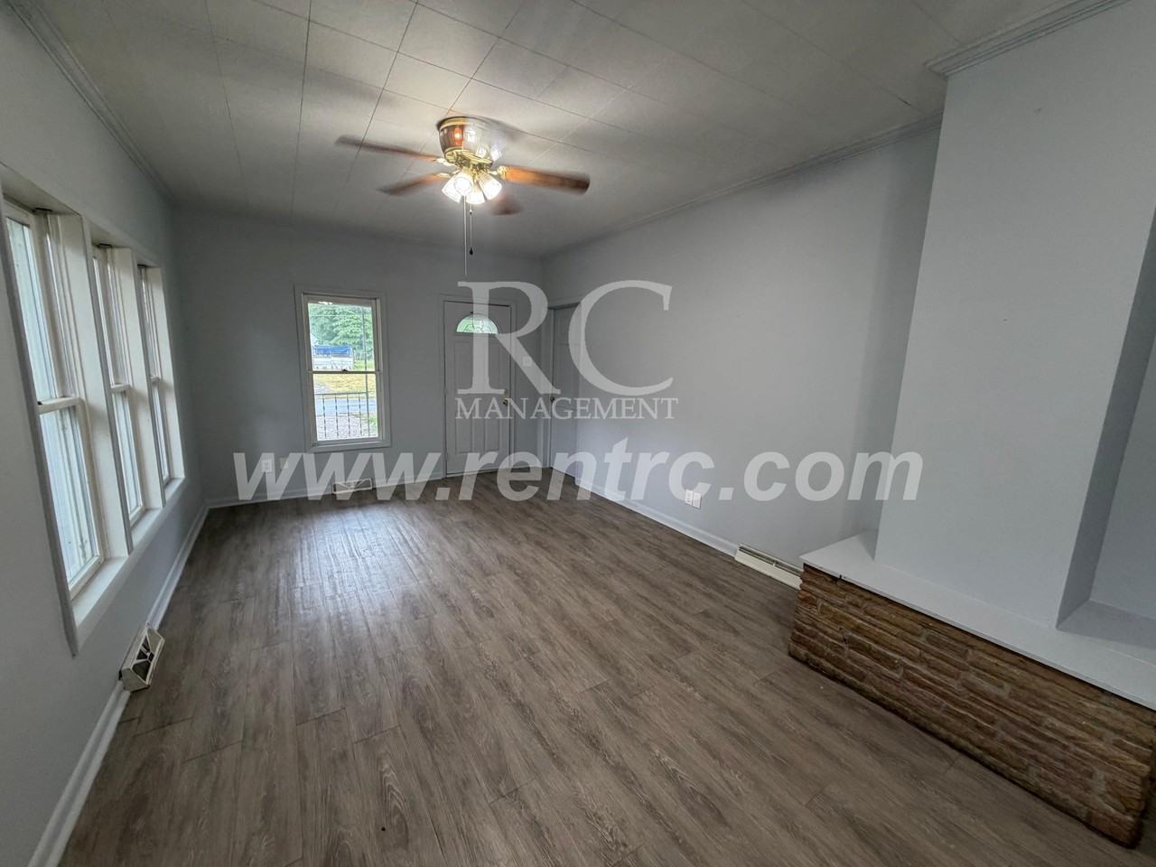 303 W 12th St #W - Photo 7 of 17
