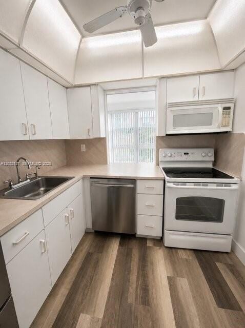 17560 Atlantic Blvd #516 - Photo 3 of 14