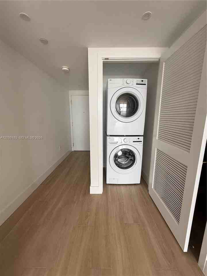 90 NE 32 street #623 - Photo 6 of 16
