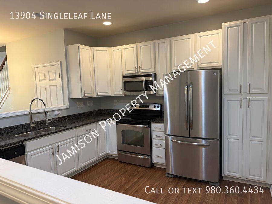 13904 Singleleaf Ln - Photo 3 of 20