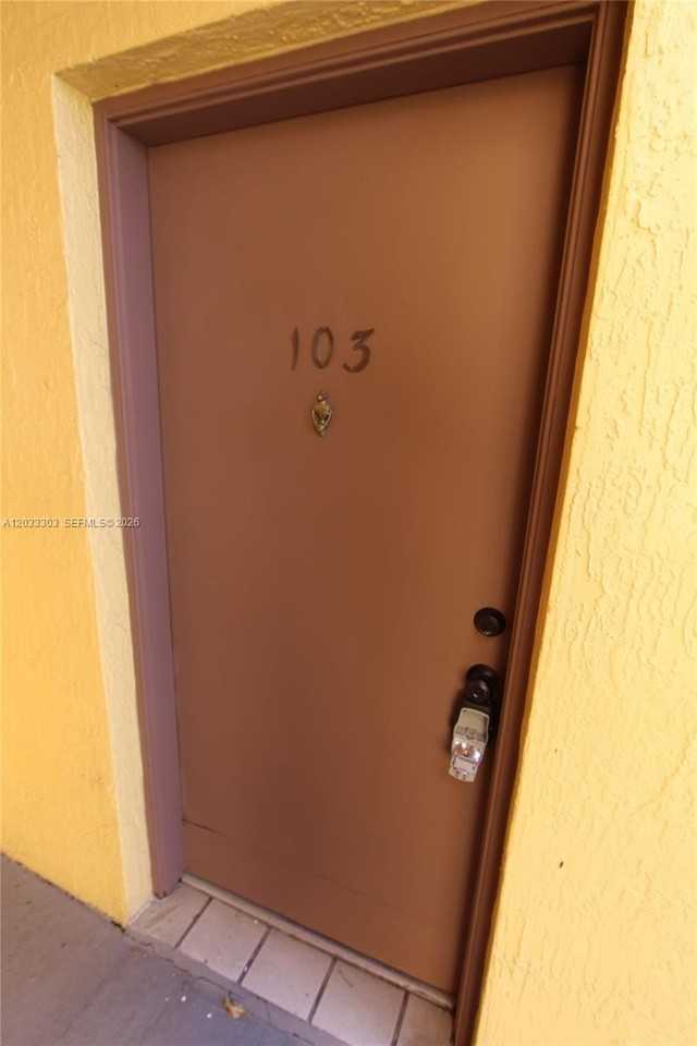 656 Nw 114th Ave #103 - Photo 2 of 22