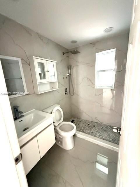 760 Se 7th Ave #760 - Photo 3 of 6