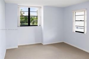 featured image of 10425 Sw 112th Ave #204