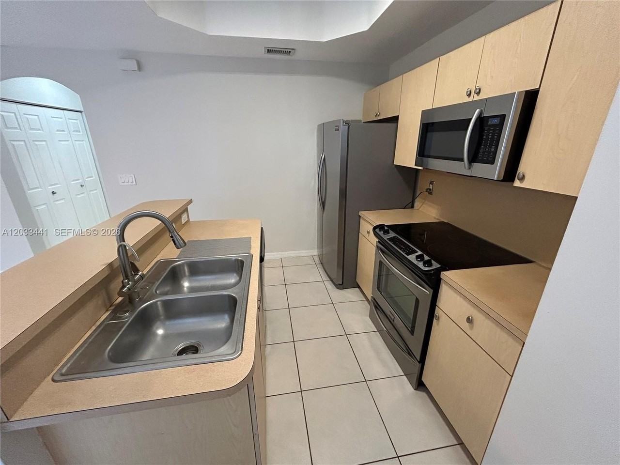 4961 Leeward Ln #3102 - Photo 5 of 27