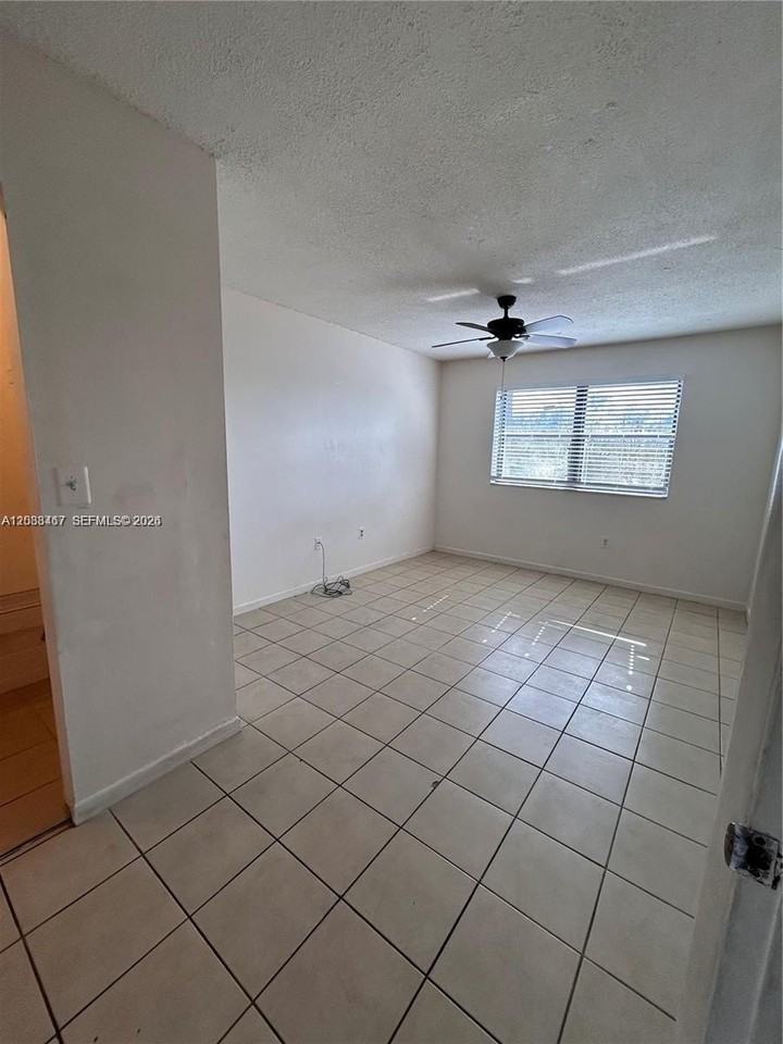 15630 Sw 80th St #I305 - Photo 7 of 12