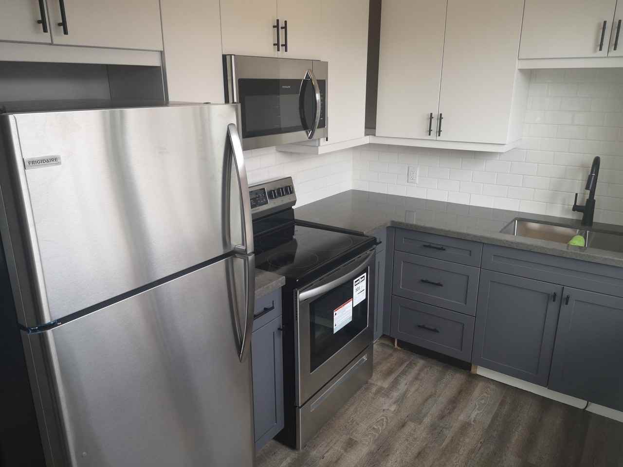 1143 Main St E #1 - Photo 3 of 17