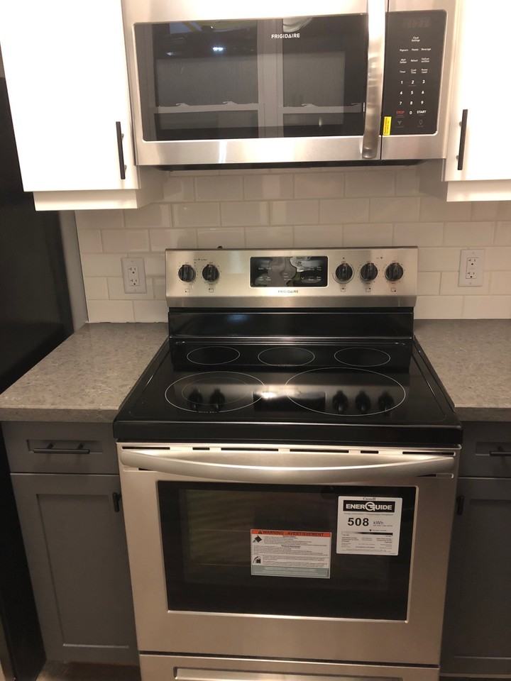 1143 Main St E #1 - Photo 4 of 17