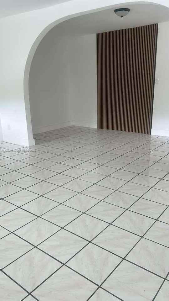 2467 Nw 103rd St #1 - Photo 6 of 14