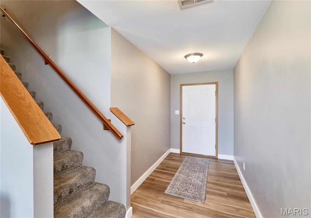 206 Waterside Crossing Ct - Photo 4 of 28