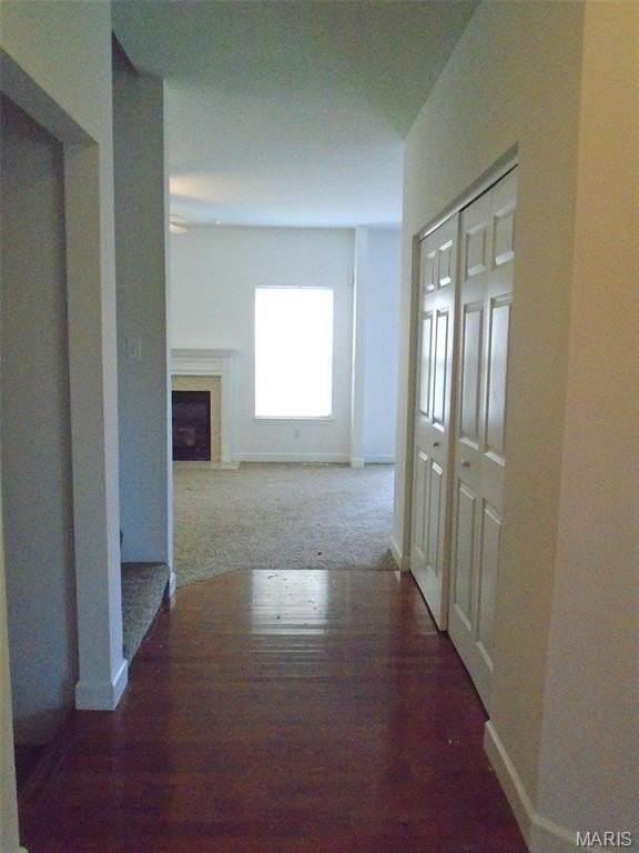 706 Titan Dr - Photo 2 of 16