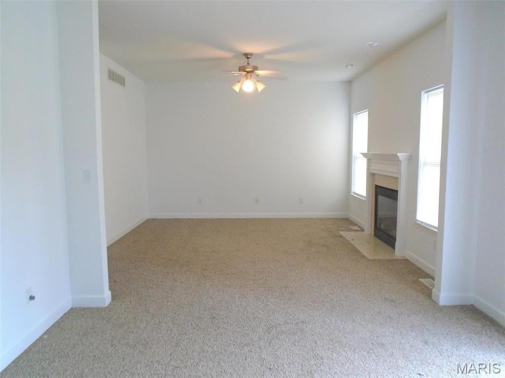 706 Titan Dr - Photo 5 of 16