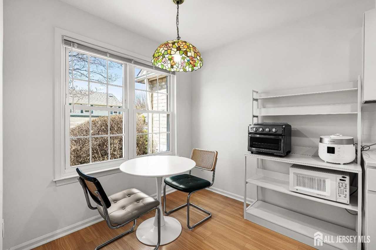 5 Hawthorn Dr - Photo 5 of 28