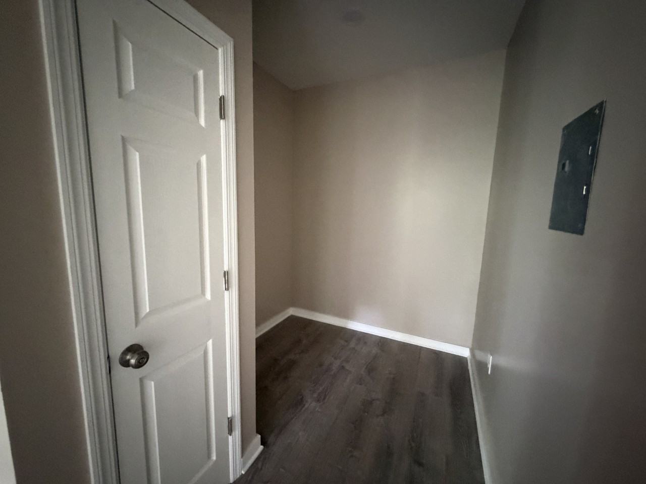 441 Mount Prospect AvenueApt 5 #5 - Photo 4 of 11