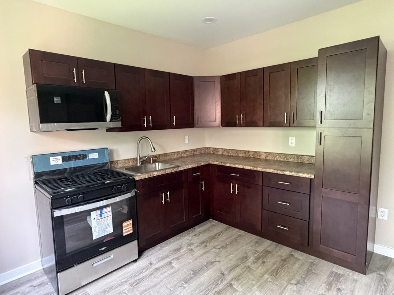 441 Mount Prospect AvenueApt 5 #5 - Photo 3 of 11