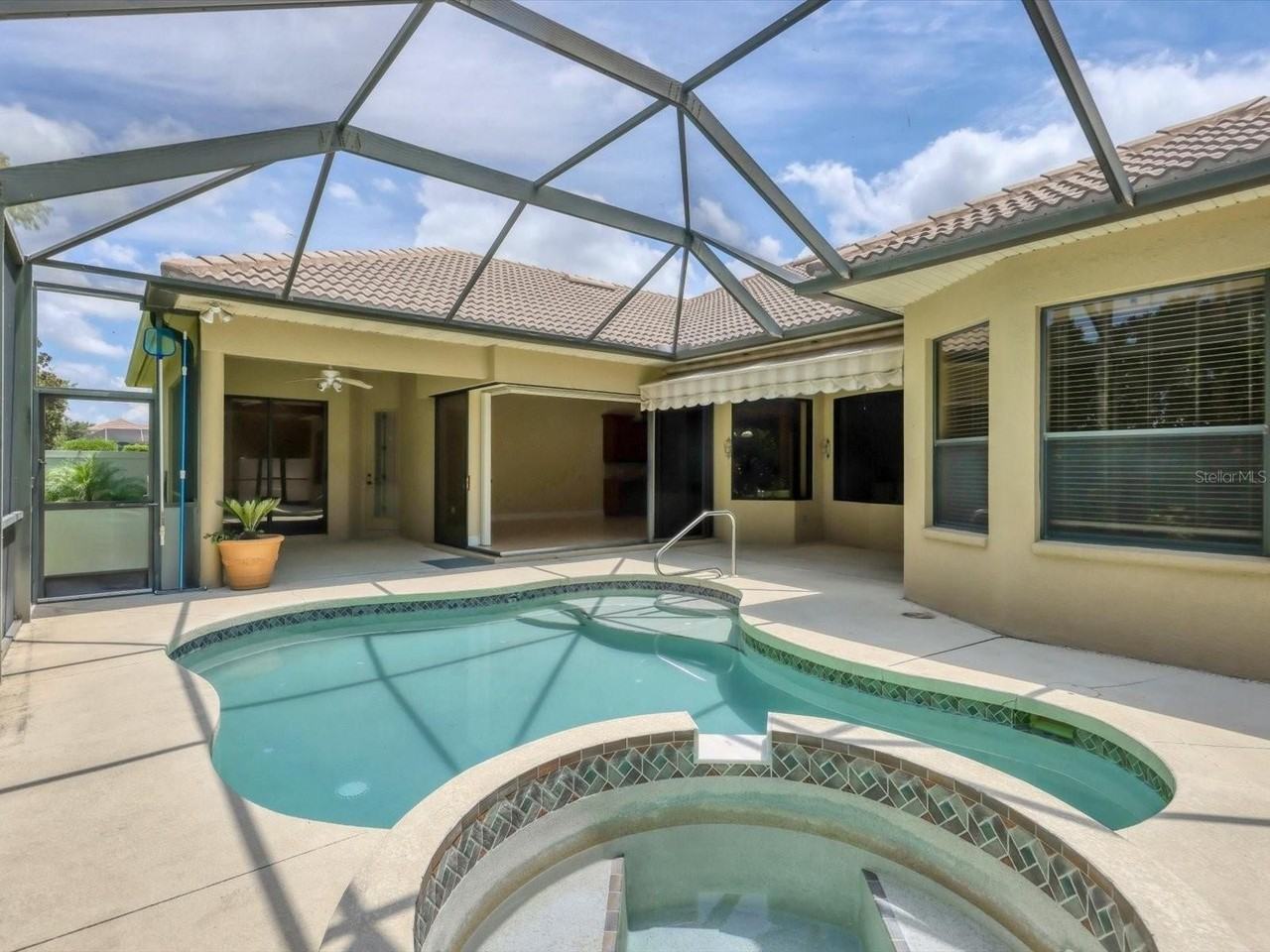 4688 Tuscana Dr - Photo 2 of 30