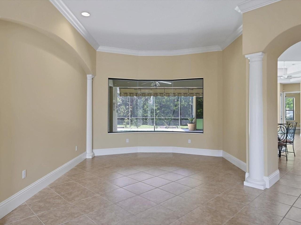 4688 Tuscana Dr - Photo 4 of 30