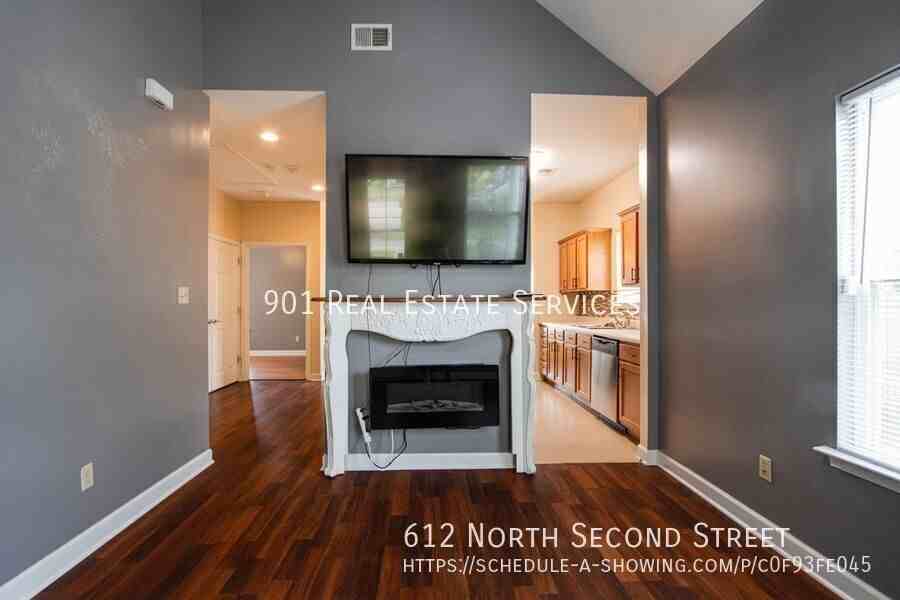612 N 2nd St - Photo 7 of 21