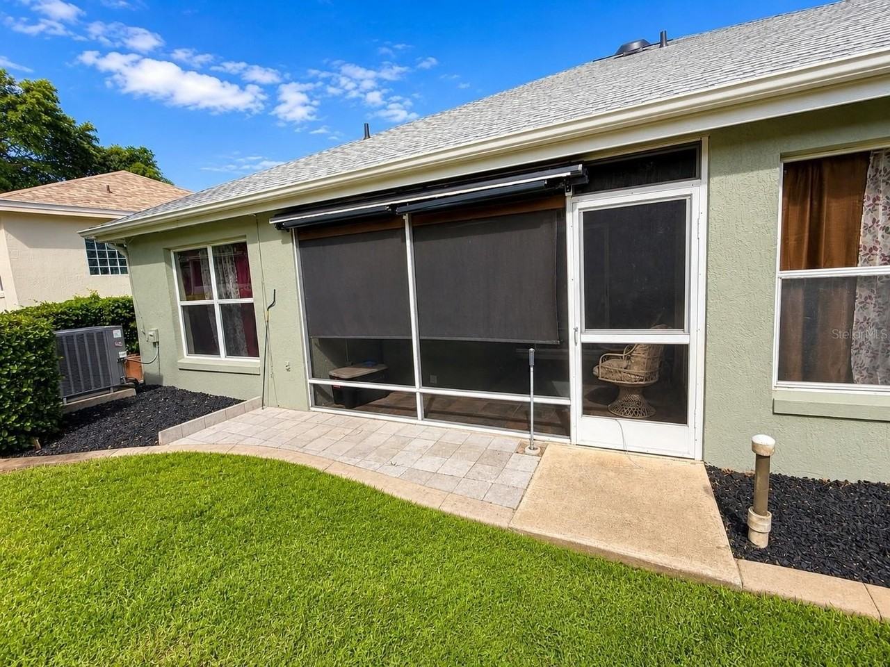 1211 Cabella Cir - Photo 4 of 32