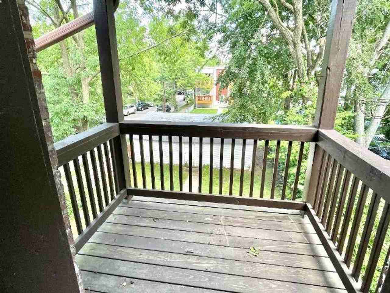 4557 Flad Ave #2E - Photo 2 of 8