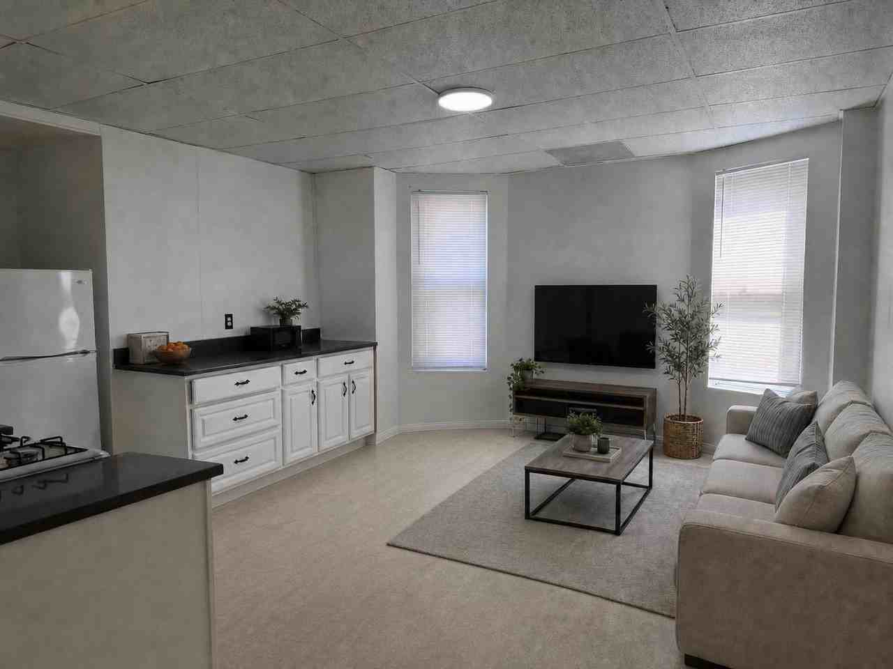 129 N 50th St #2R - Photo 5 of 11