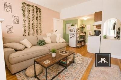 771 Beacon St Apt 903 - Photo 3 of 5