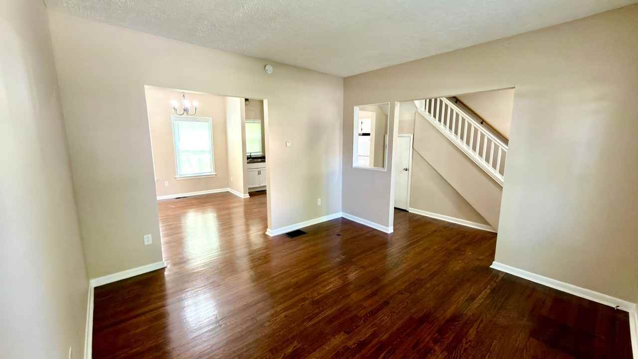 451 Averill Ave - Photo 4 of 28