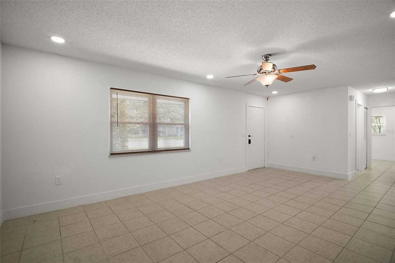 14884 Sw 35th Cir - Photo 6 of 29