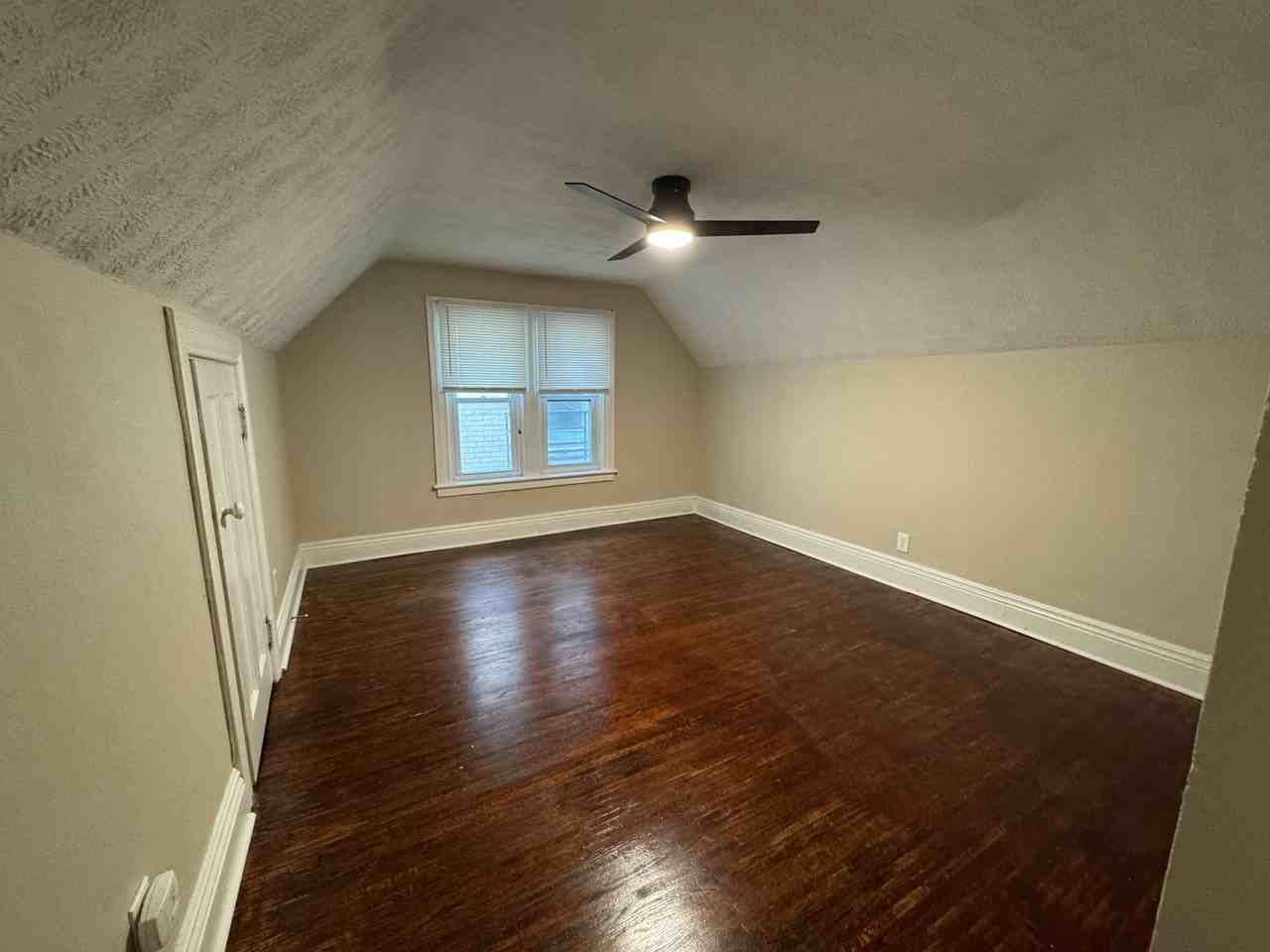 699 Park Ave #12 - Photo 3 of 20