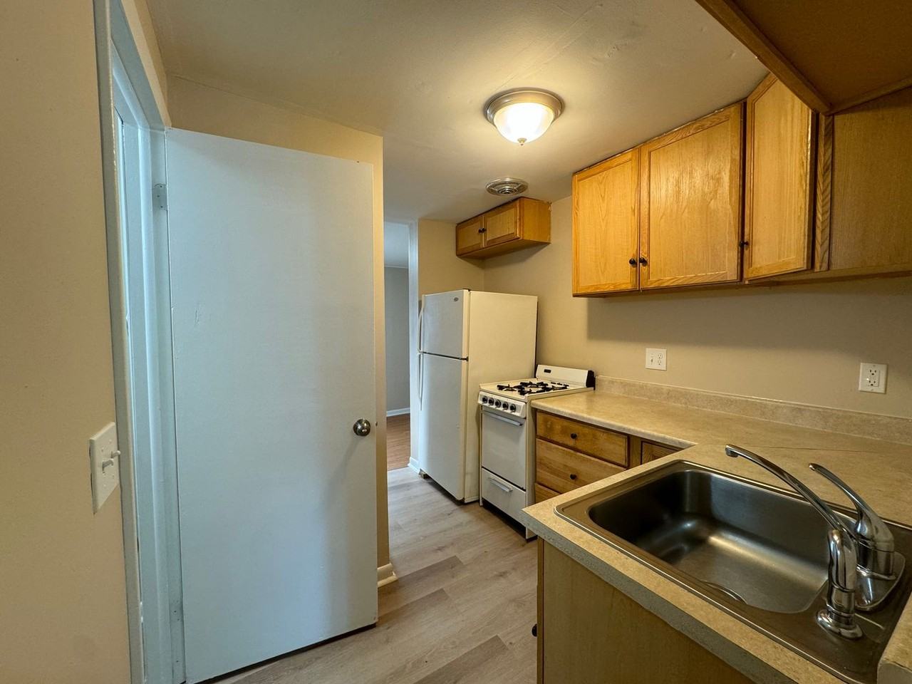279A S Goodman St - Photo 6 of 18