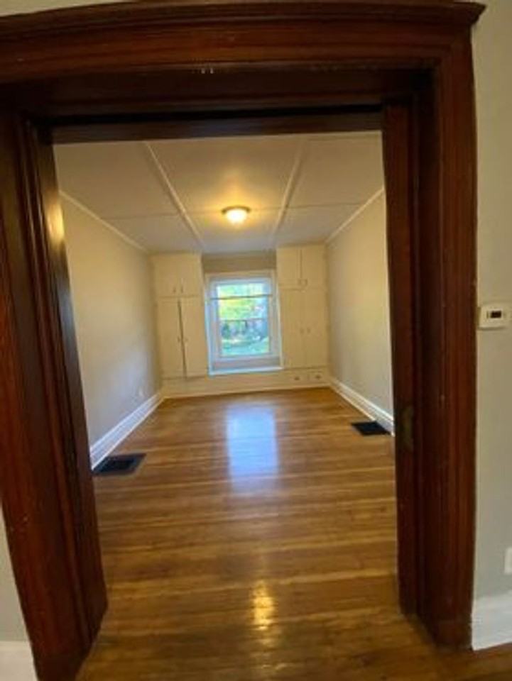 289A Pearl St - Photo 5 of 11