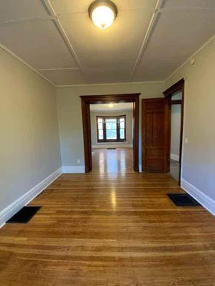 289A Pearl St - Photo 7 of 11