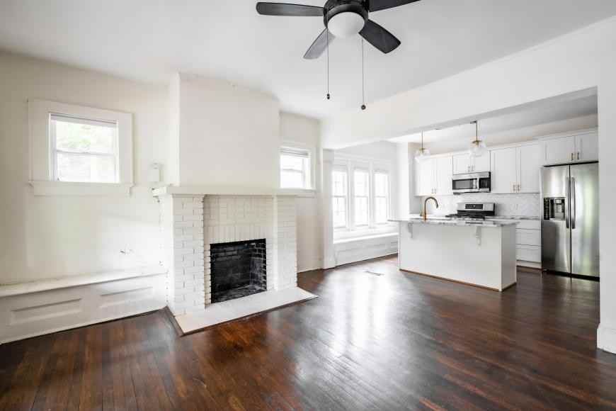 536 Boulevard Pl Ne - Photo 4 of 10