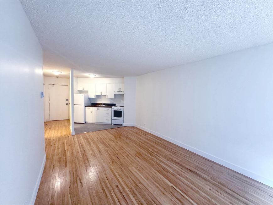 2228 Franklin St - Photo 4 of 7