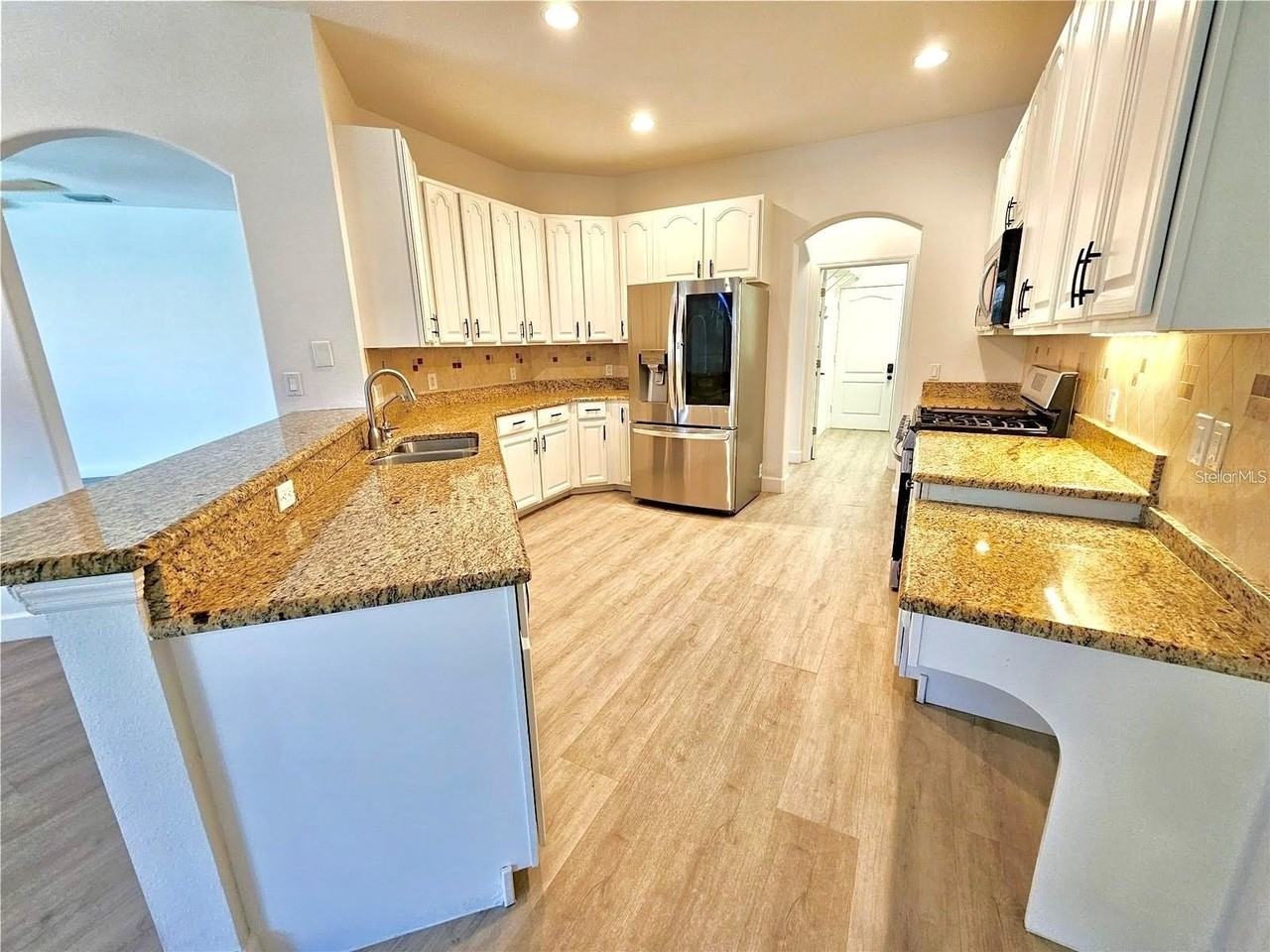 7342 Loblolly Bay Trl - Photo 3 of 30