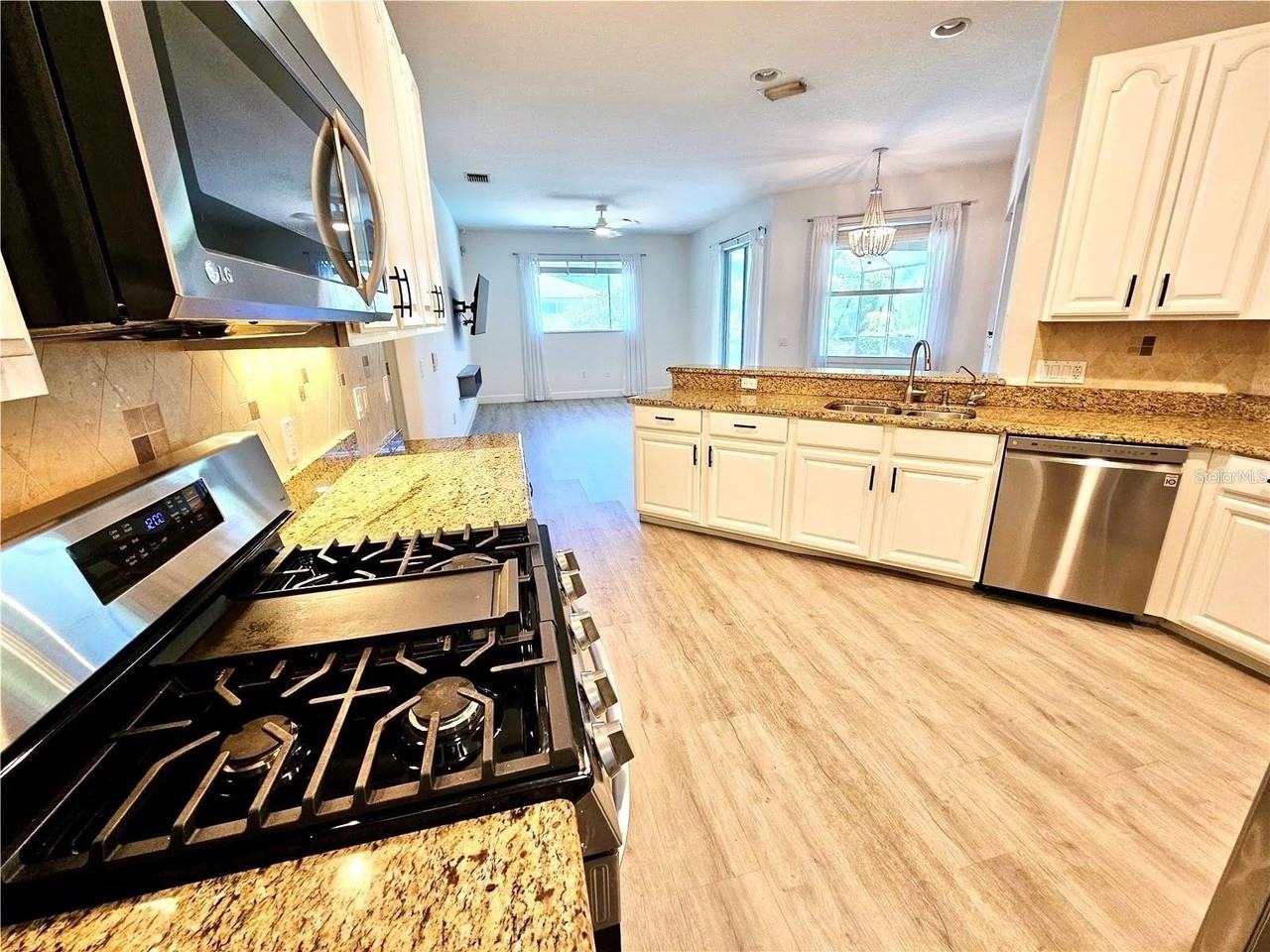7342 Loblolly Bay Trl - Photo 4 of 30