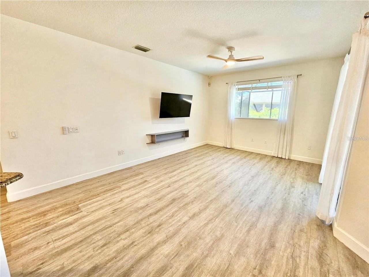 7342 Loblolly Bay Trl - Photo 6 of 30