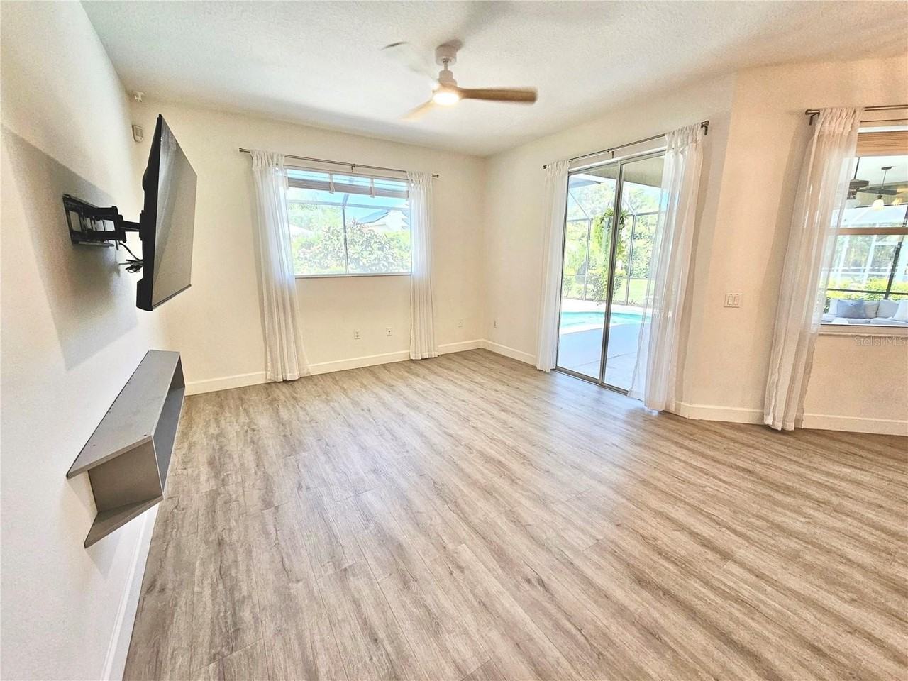 7342 Loblolly Bay Trl - Photo 7 of 30