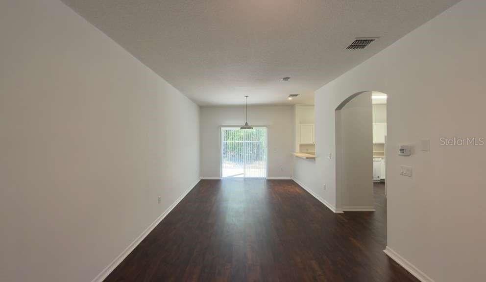 4317 Paradise Cove Ct - Photo 4 of 37