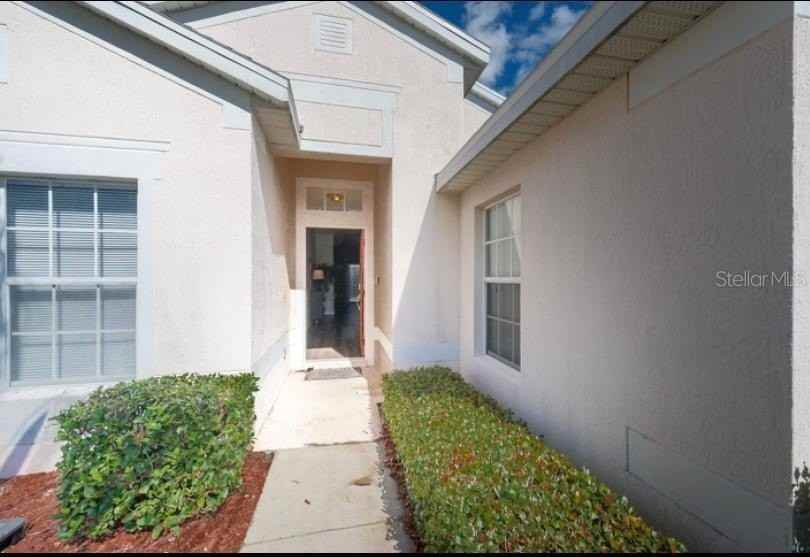 8121 Fan Palm Way - Photo 3 of 45