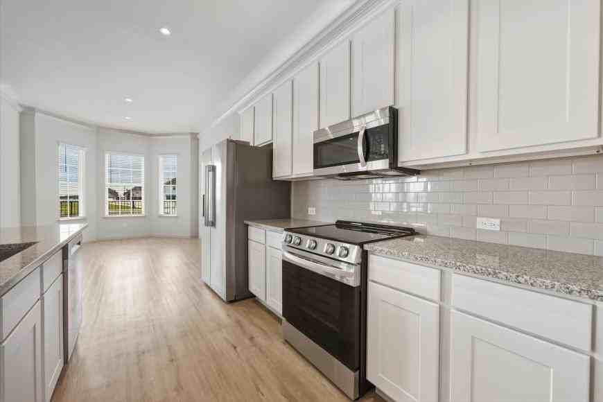 107 Pinnacle Ln Unit B - Photo 3 of 10