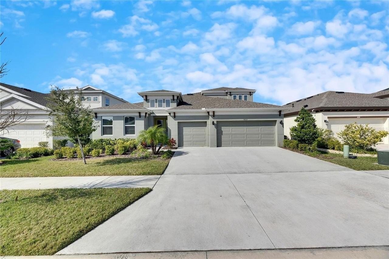 5612 Limelight Dr - Photo 4 of 50