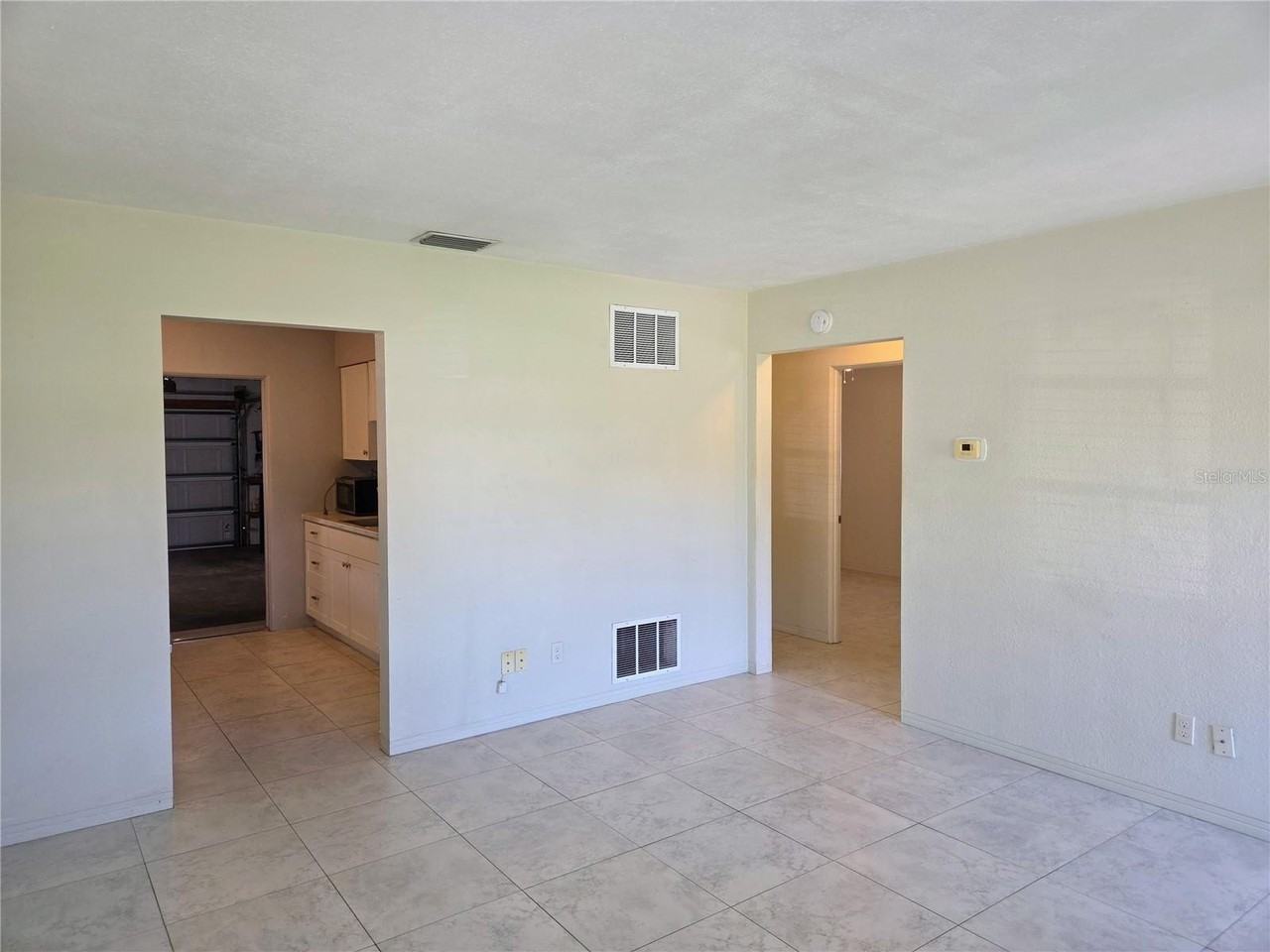 5330 11th Ave N - Photo 3 of 28