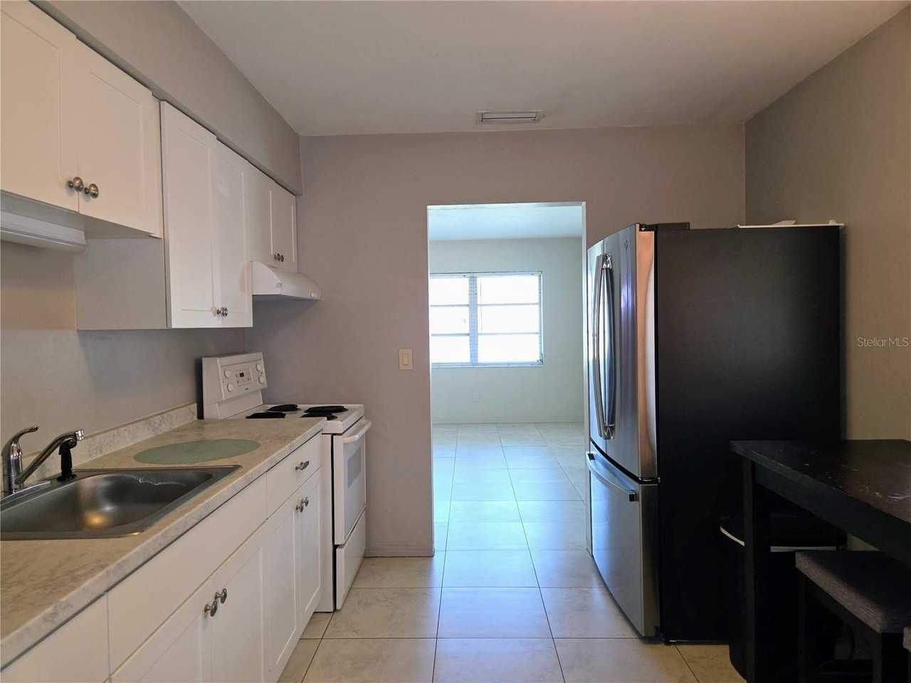 5330 11th Ave N - Photo 7 of 28