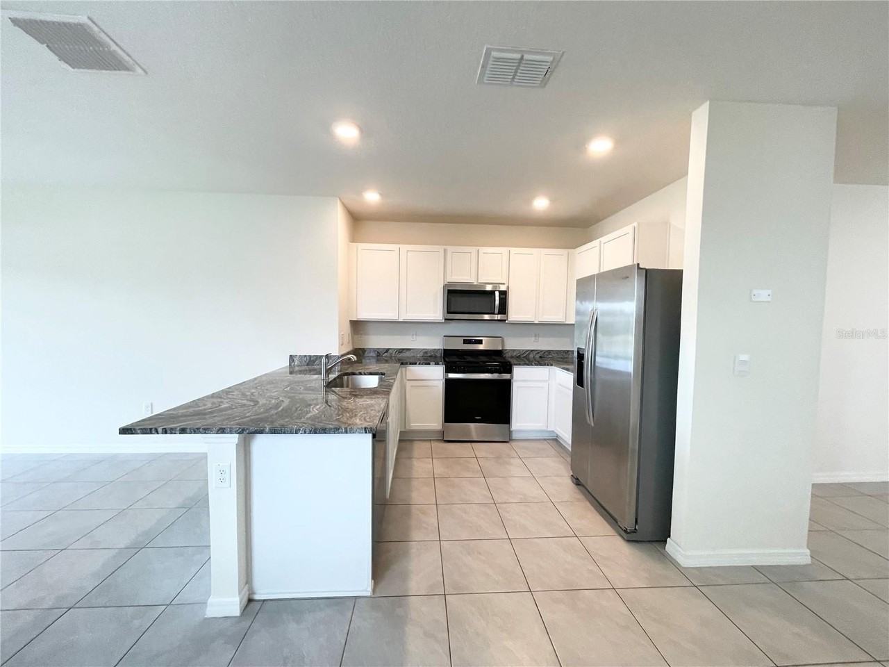 35759 Sunflower Hill Dr - Photo 5 of 41